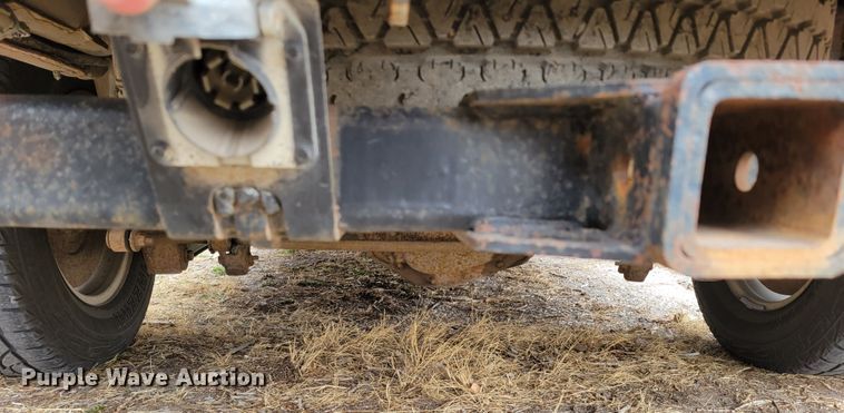 image for item JY9230 2001 Ford Expedition XLT  SUV