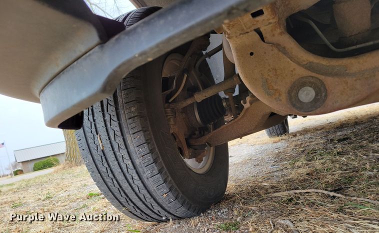 image for item JY9230 2001 Ford Expedition XLT  SUV