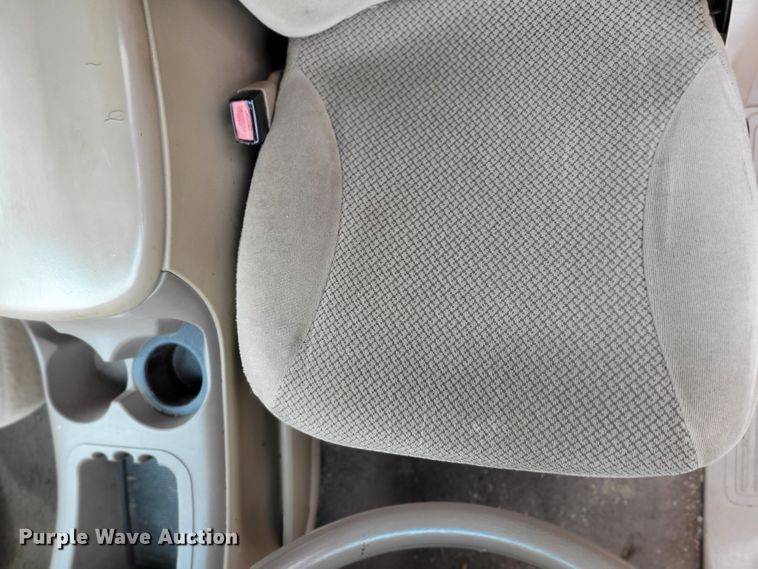 image for item JY9230 2001 Ford Expedition XLT  SUV