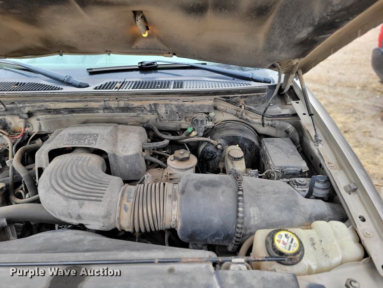 image for item JY9230 2001 Ford Expedition XLT  SUV