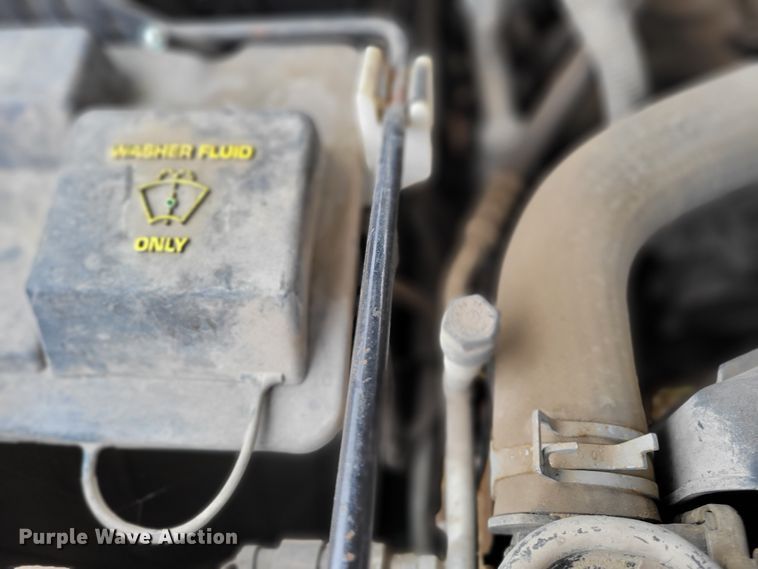 image for item JY9230 2001 Ford Expedition XLT  SUV