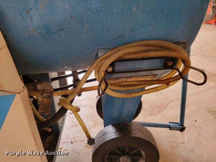 image for item JY9231 Versa 200C  pressure washer