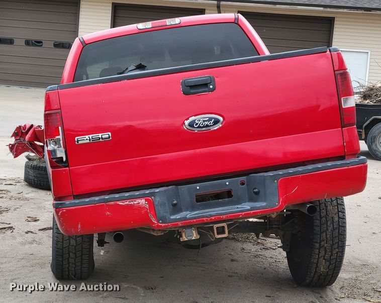 image for item JY9236 2005 Ford F150  SuperCab pickup truck