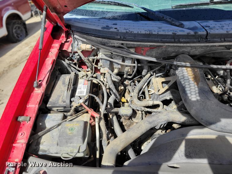 image for item JY9236 2005 Ford F150  SuperCab pickup truck