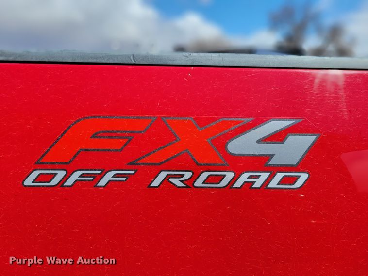 image for item JY9236 2005 Ford F150  SuperCab pickup truck