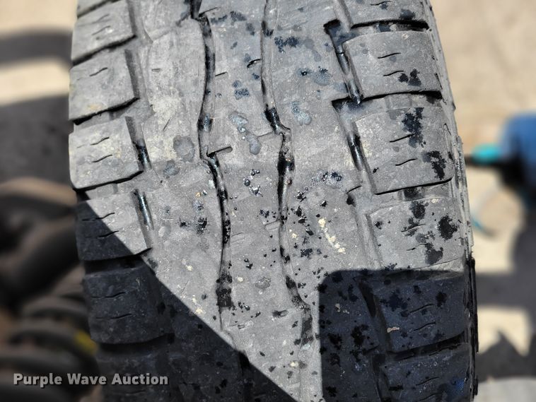 image for item JY9236 2005 Ford F150  SuperCab pickup truck