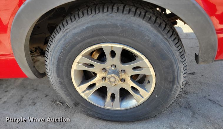 image for item JY9236 2005 Ford F150  SuperCab pickup truck