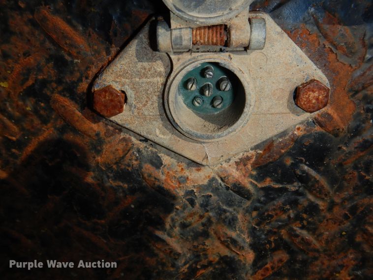 image for item JY9256 Bradford flatbed