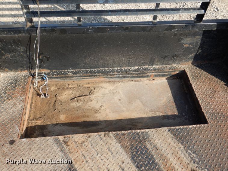 image for item JY9256 Bradford flatbed