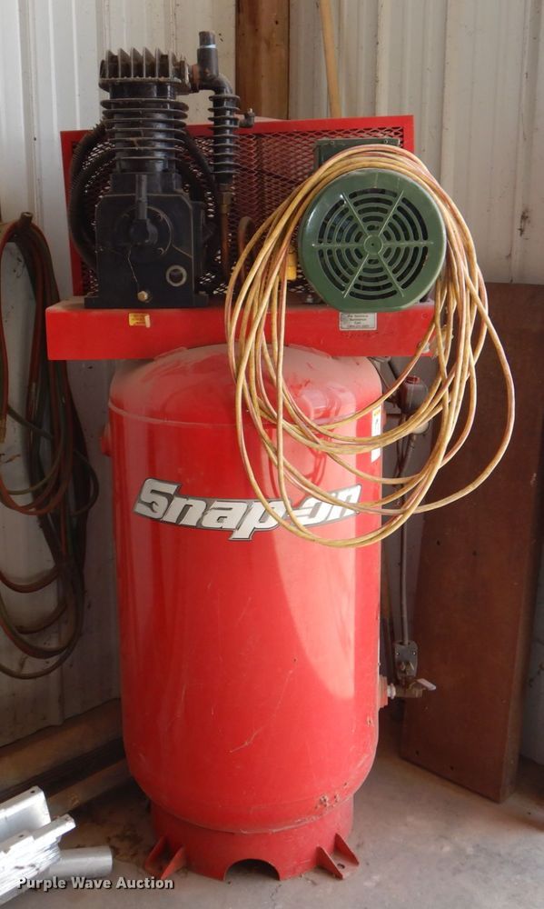 image for item JY9259 (2) air compressors