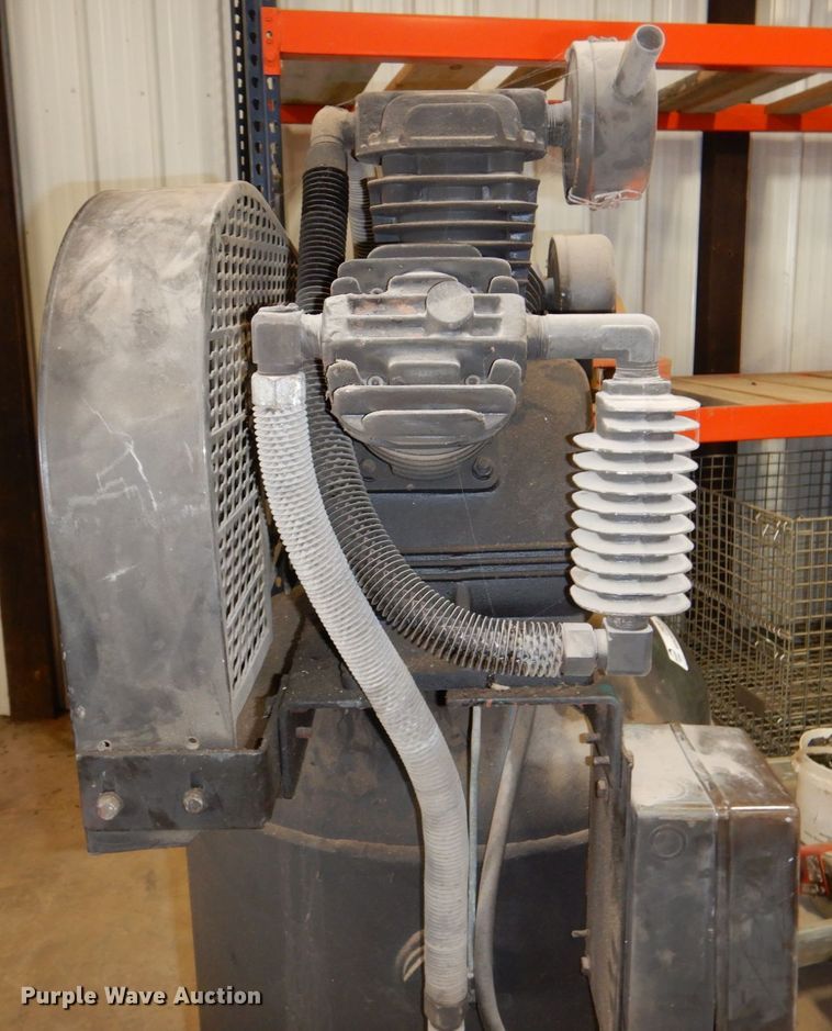 image for item JY9259 (2) air compressors