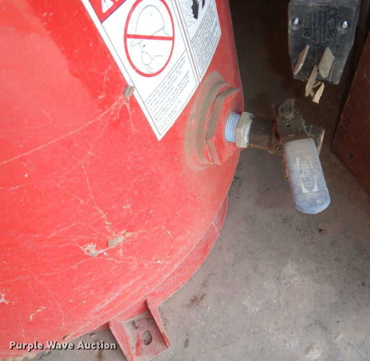 image for item JY9259 (2) air compressors