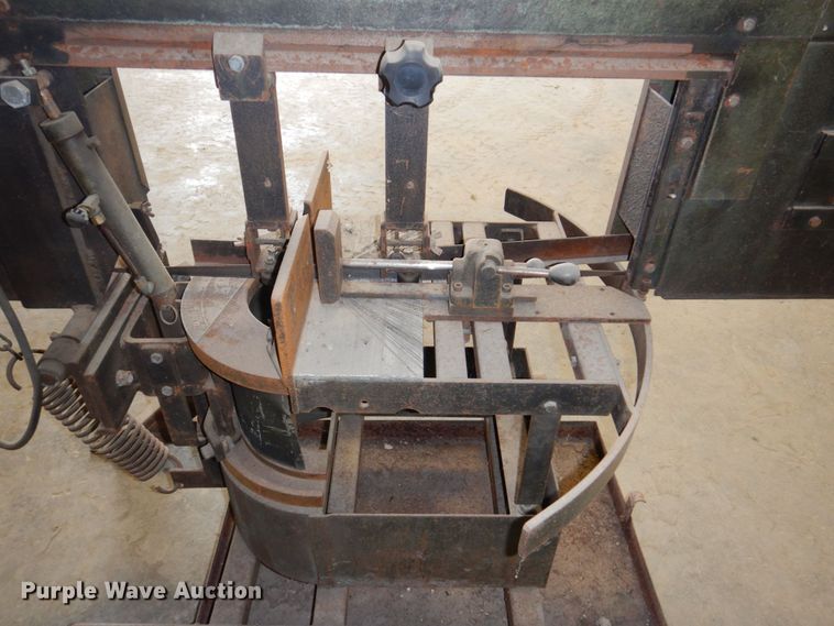 image for item JY9260 Ellis bandsaw