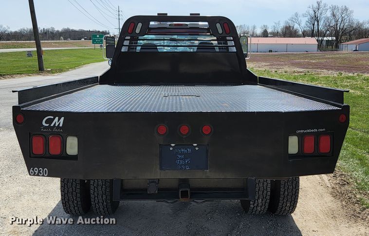 image for item KE9878 1997 Ford F450 Super Duty  flatbed truck