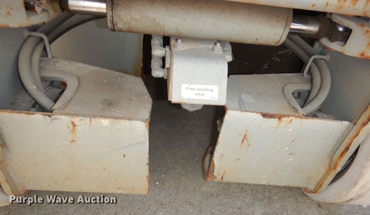 image for item KM9798 2008 Skyjack SJIII 3219  scissor lift