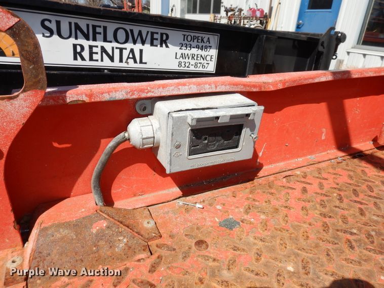 image for item KM9798 2008 Skyjack SJIII 3219  scissor lift