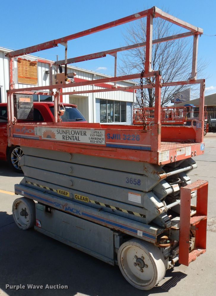 image for item KM9799 2008 Skyjack SJIII 3226  scissor lift