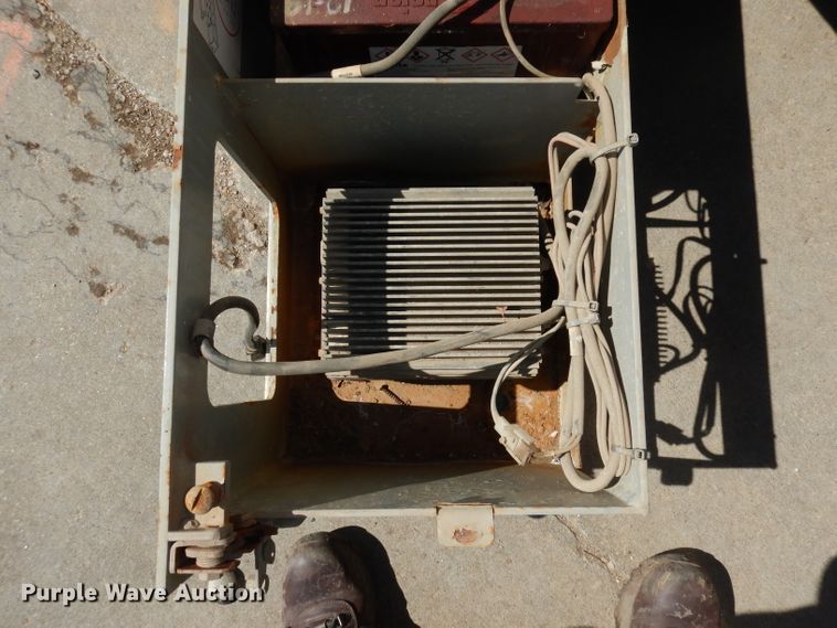 image for item KM9799 2008 Skyjack SJIII 3226  scissor lift