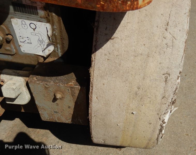 image for item KM9799 2008 Skyjack SJIII 3226  scissor lift