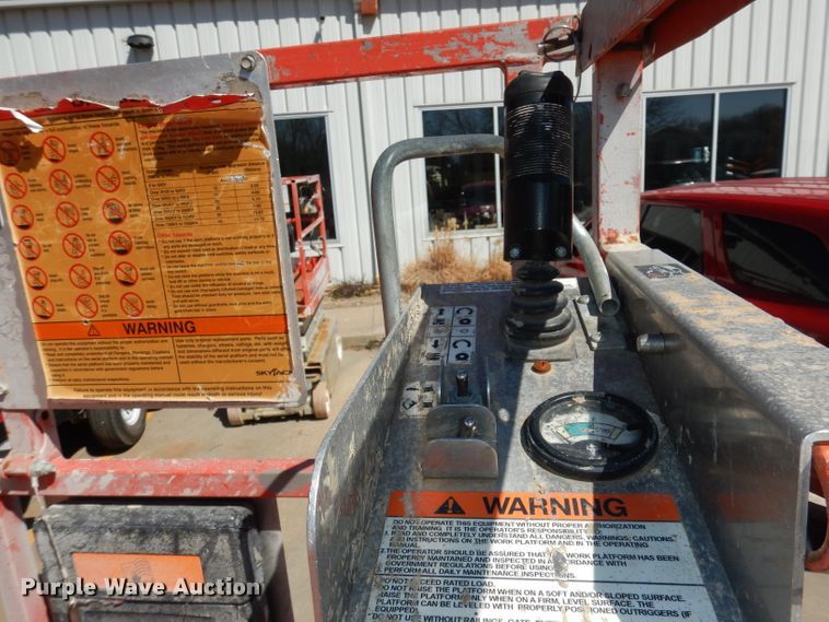 image for item KM9799 2008 Skyjack SJIII 3226  scissor lift