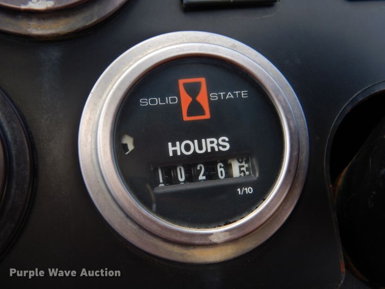 image for item KP9252 2004 Ditch Witch RT40  trencher