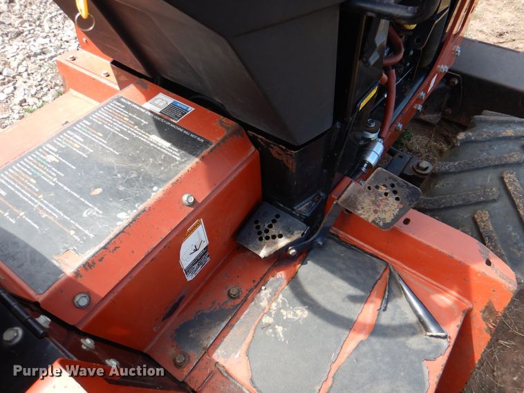image for item KP9252 2004 Ditch Witch RT40  trencher