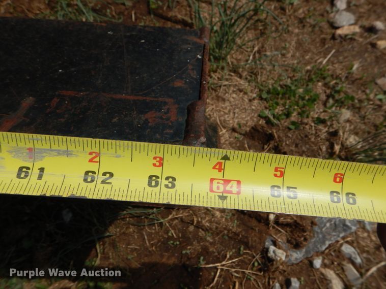 image for item KP9252 2004 Ditch Witch RT40  trencher