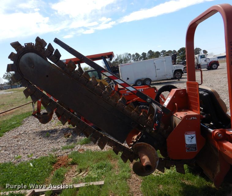 image for item KP9252 2004 Ditch Witch RT40  trencher