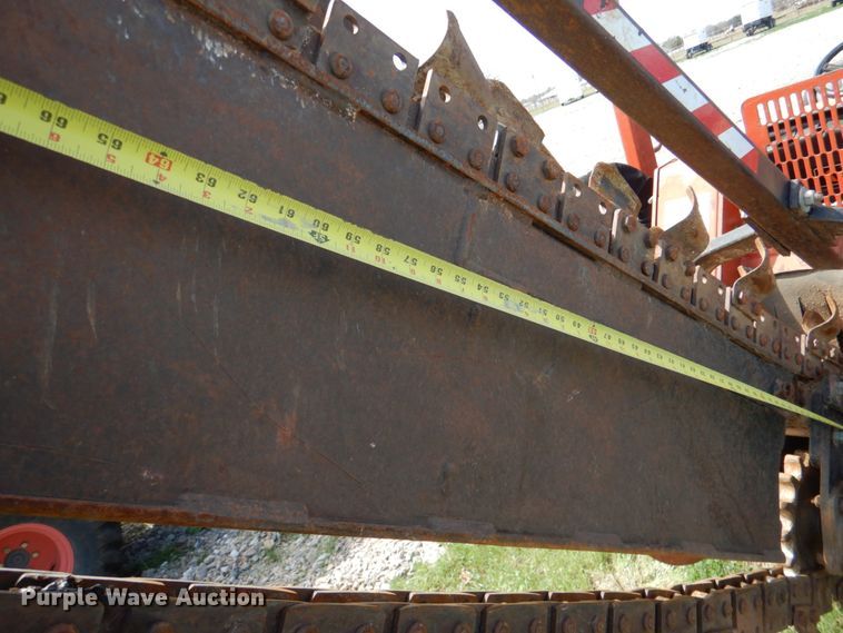 image for item KP9252 2004 Ditch Witch RT40  trencher