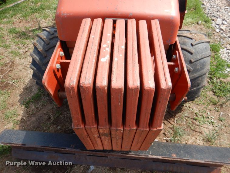 image for item KP9252 2004 Ditch Witch RT40  trencher