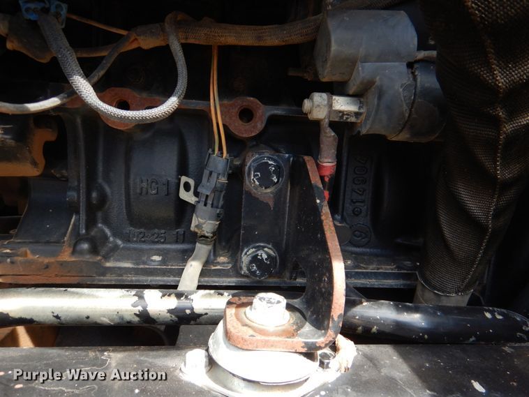 image for item KP9252 2004 Ditch Witch RT40  trencher