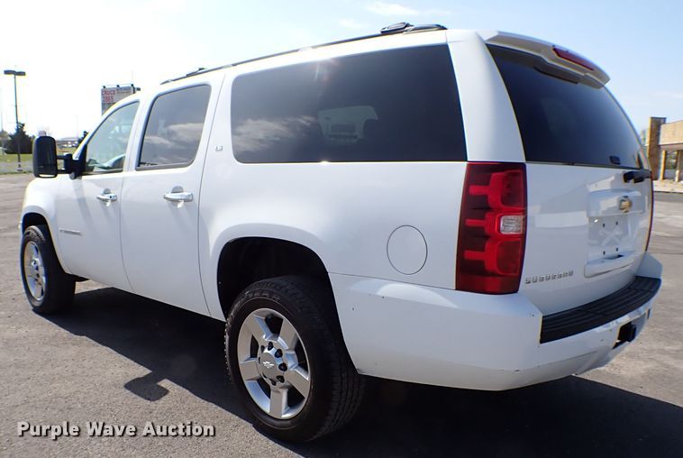image for item KR9742 2008 Chevrolet Suburban 2500  SUV