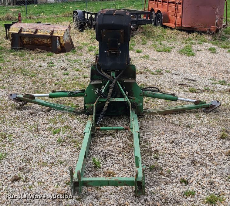 image for item KT9706 John Deere 10A  John Deere 10A backhoe attachment