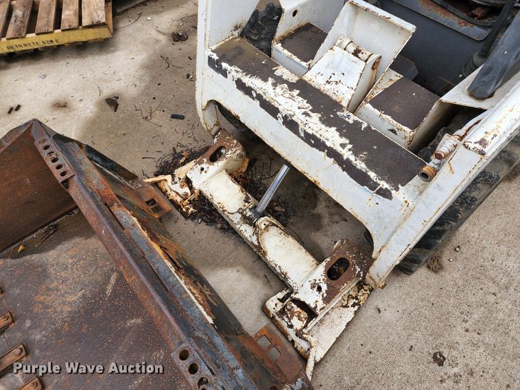 image for item KT9742 1986 Bobcat 540  skid steer loader