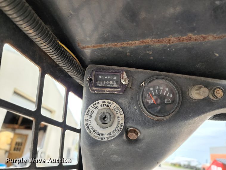 image for item KT9742 1986 Bobcat 540  skid steer loader