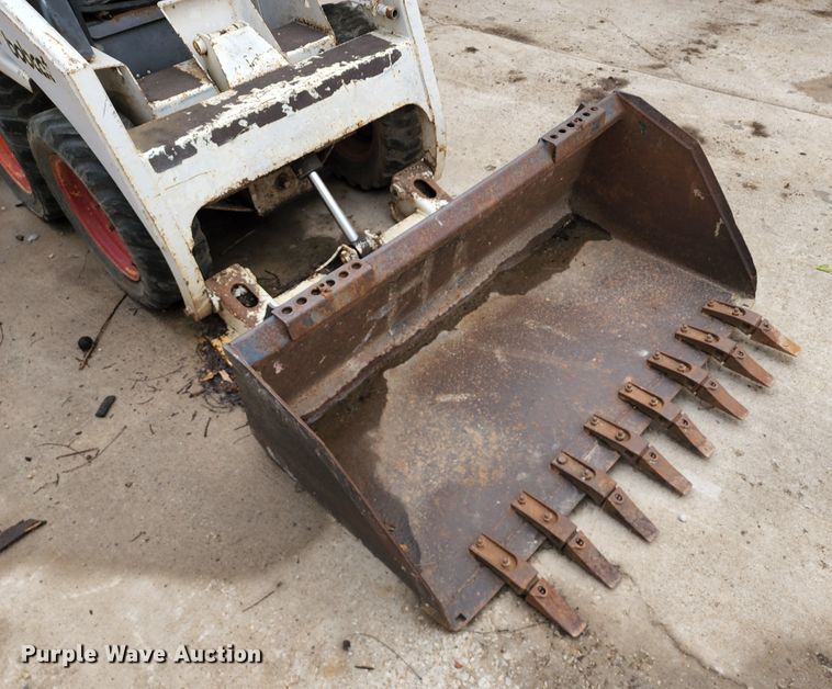 image for item KT9742 1986 Bobcat 540  skid steer loader