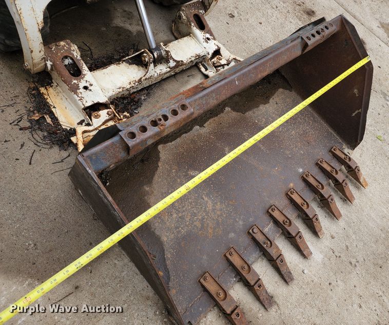 image for item KT9742 1986 Bobcat 540  skid steer loader