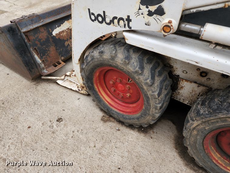 image for item KT9742 1986 Bobcat 540  skid steer loader