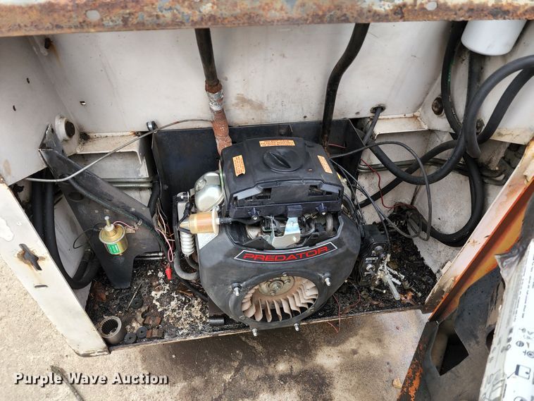 image for item KT9742 1986 Bobcat 540  skid steer loader