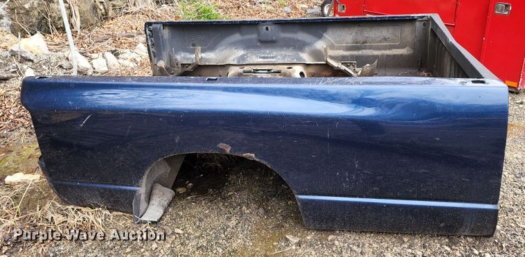 image for item KT9748 2004 Dodge Ram  pickup truck bed