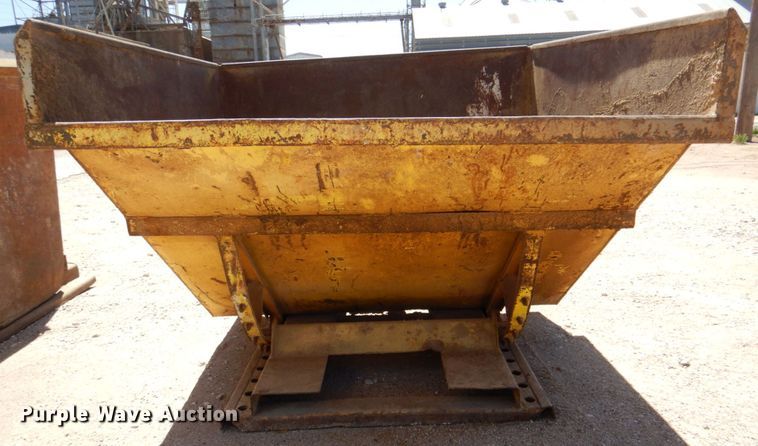 image for item KV9998 (2) self-dumping hoppers