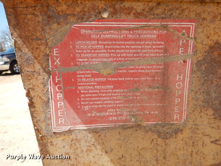 image for item KV9998 (2) self-dumping hoppers