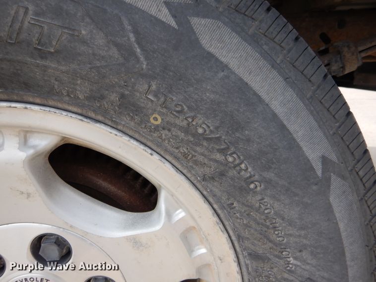 image for item LJ9858 1998 Chevrolet K1500  pickup truck