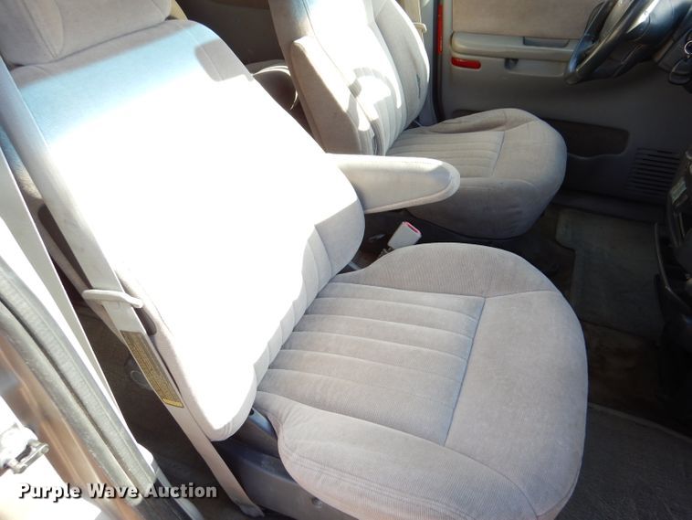 image for item LJ9920 1998 Pontiac Trans Sport  van