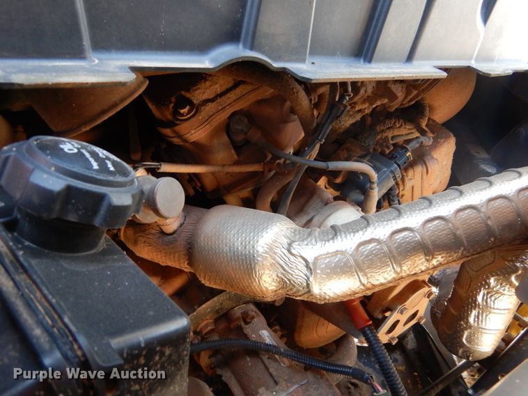 image for item LJ9952 2012 John Deere Gator RSX 850i  utility vehicle