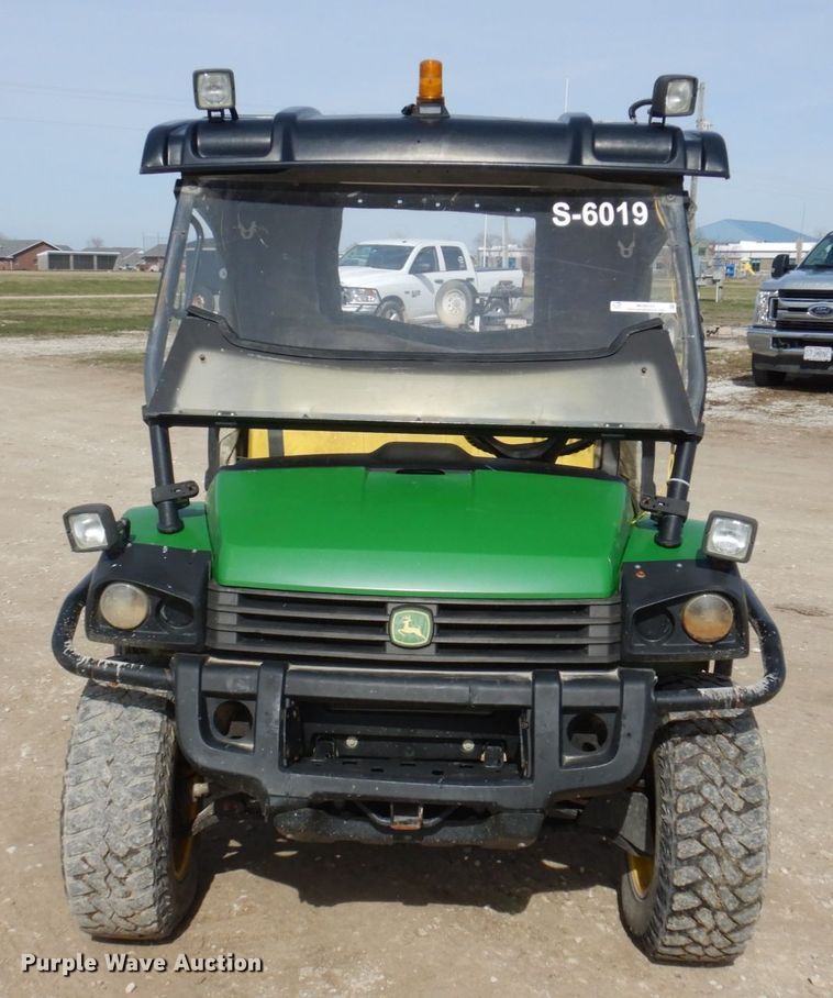 image for item MU9533 2012 John Deere  utility vehicle