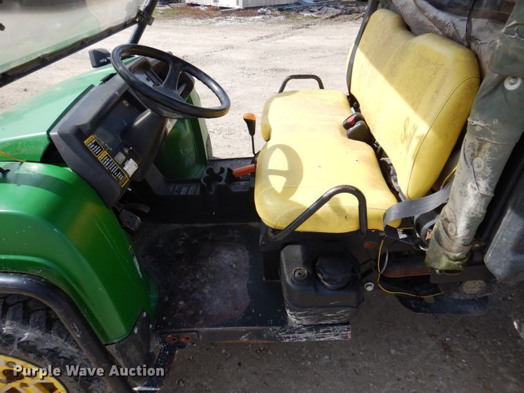 image for item MU9533 2012 John Deere  utility vehicle