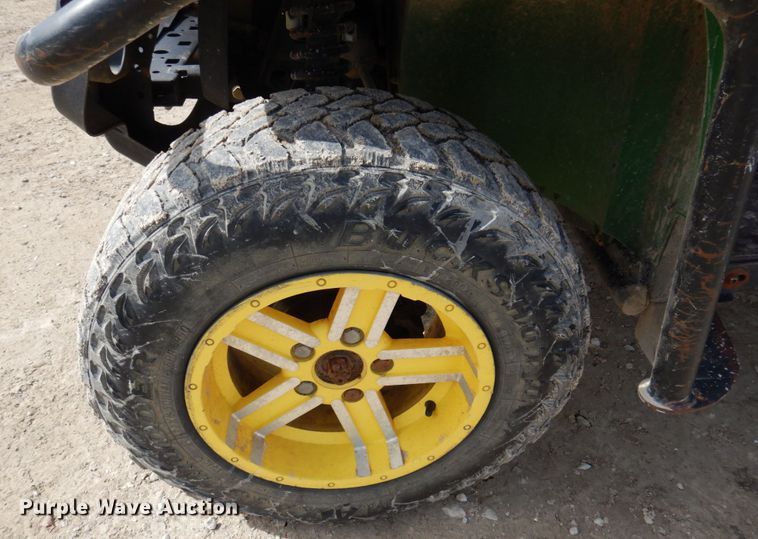 image for item MU9533 2012 John Deere  utility vehicle