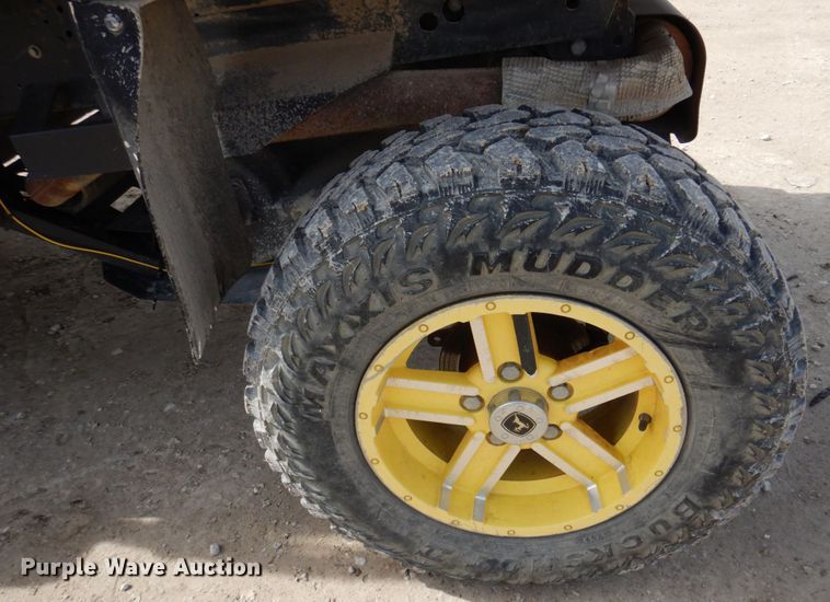 image for item MU9533 2012 John Deere  utility vehicle