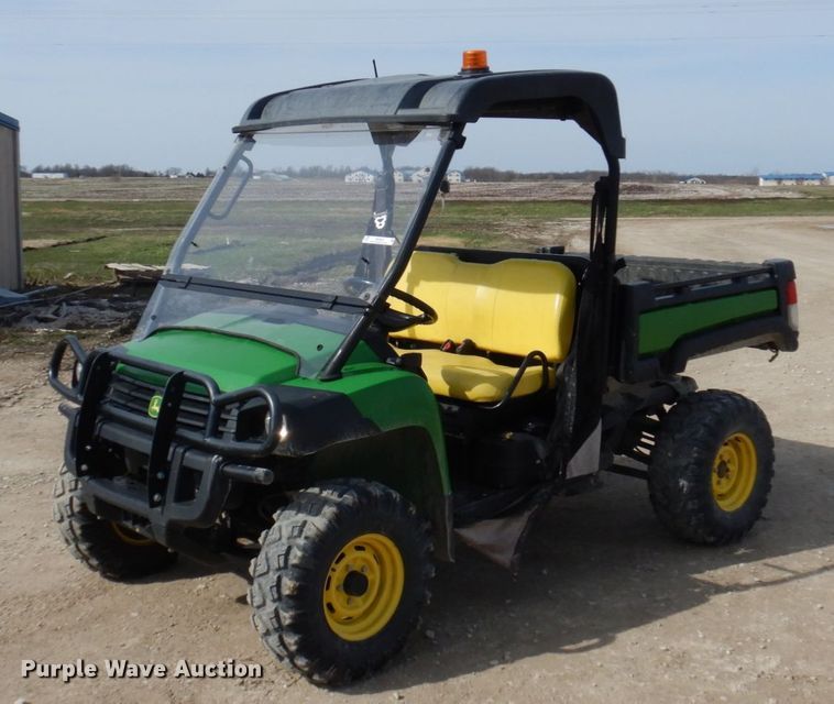 image for item MU9534 2011 John Deere  utility vehicle
